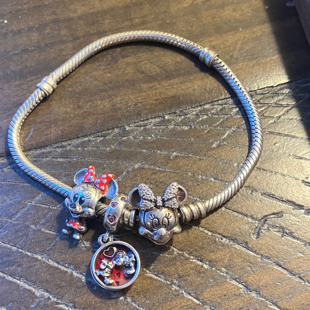 Pandora Disney Minnie Mouse Silver Charm Bracelet + x2 Charms